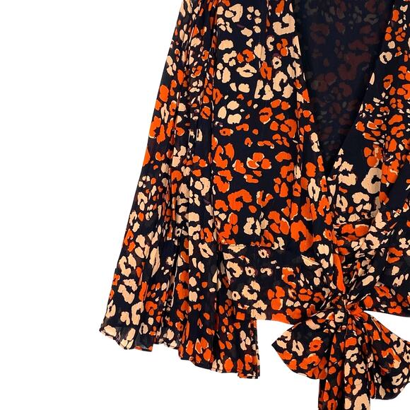 Revolve ASTR Leopard Print Top Womens Sz S Pleated Sleeves Orange Sheer Animal - Picture 4 of 10